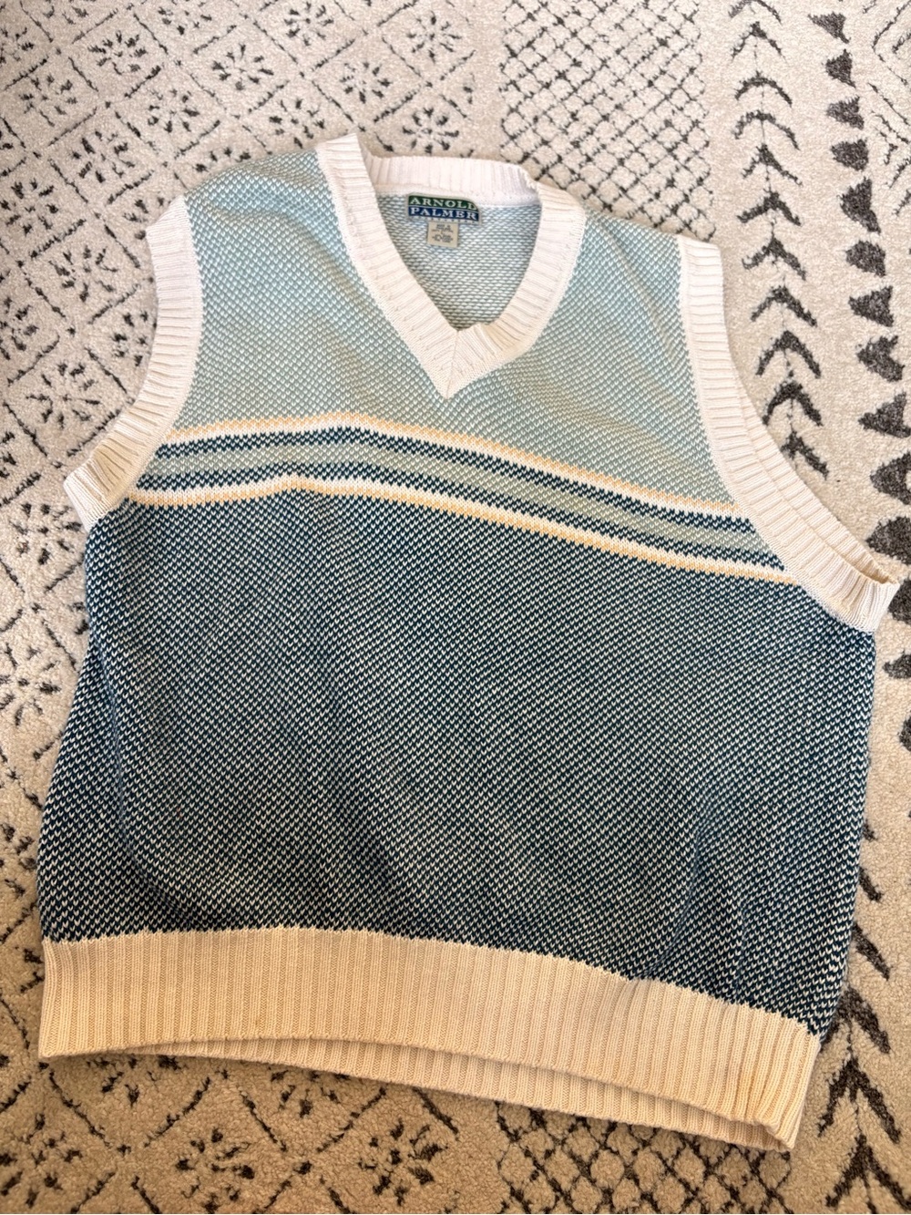 Arnold Palmer Men’s Blue and Cream V-Neck Sweater Vest